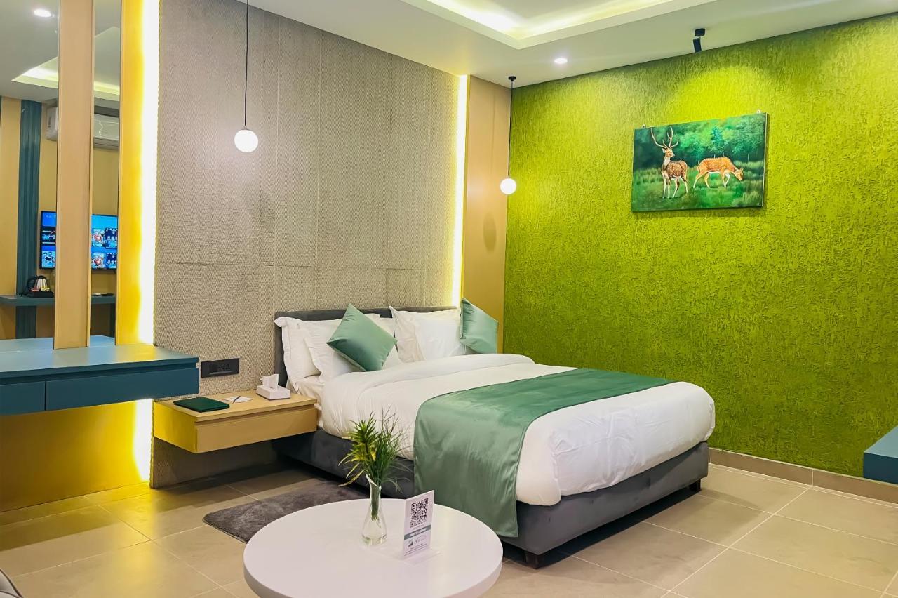 Hotel Aikawa Sauraha Exterior foto